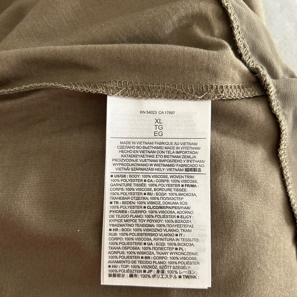 Banana Republic Blouse NWT - Picture 8 of 8